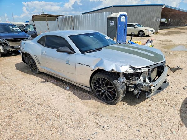 2015 CHEVROLET CAMARO 1LT