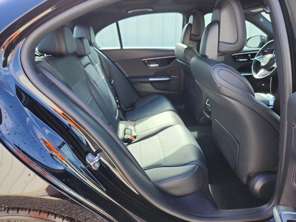 2025 MERCEDES-BENZ C C300