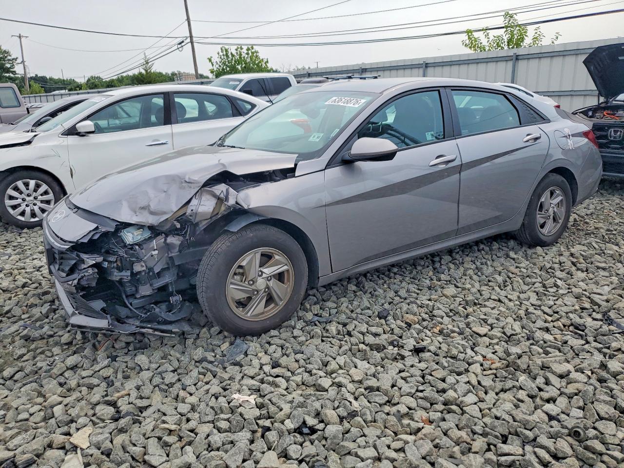 2025 HYUNDAI ELANTRA SE