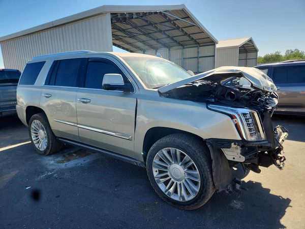 2016 CADILLAC ESCALADE Platinum