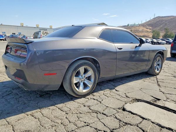 2021 DODGE CHALLENGER SXT