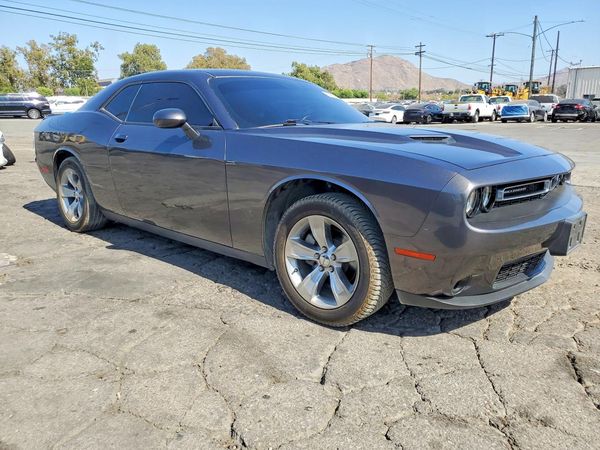 2021 DODGE CHALLENGER SXT