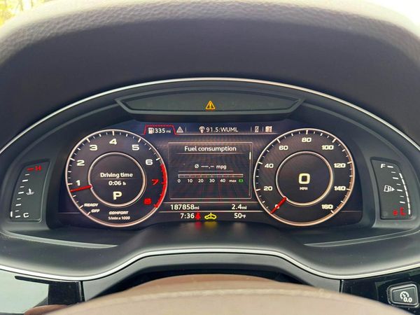 2017 AUDI Q7 quattro Premium Plus