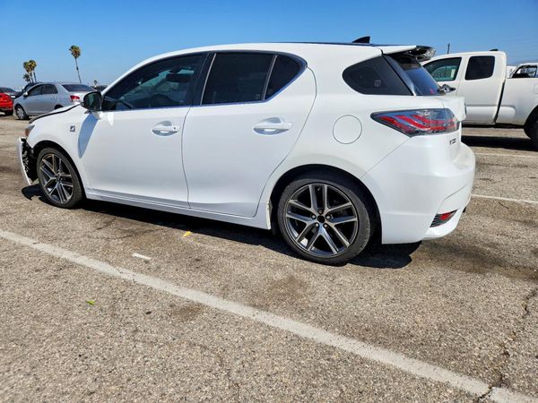 2015 LEXUS CT 200h