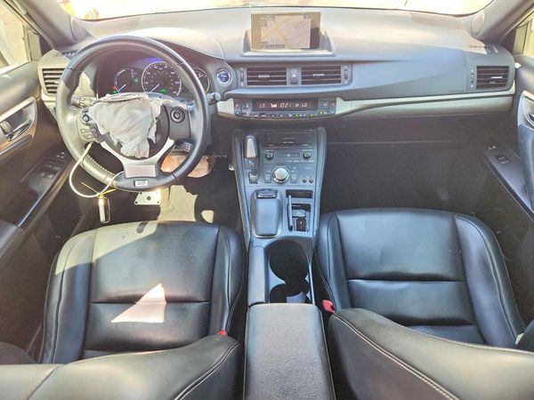 2015 LEXUS CT 200h