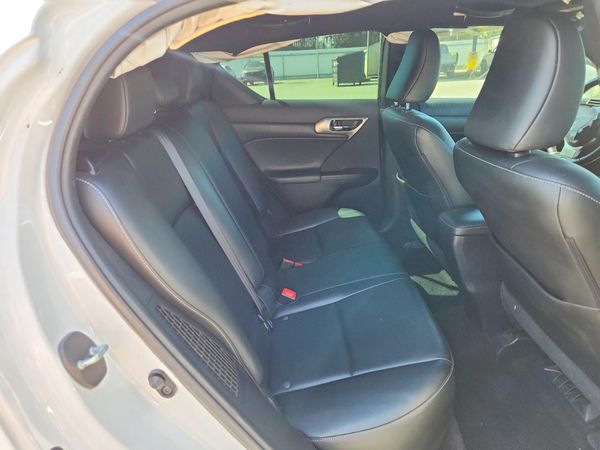 2015 LEXUS CT 200h