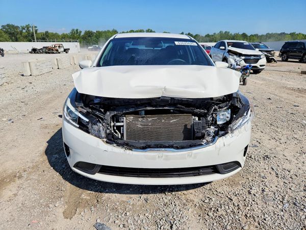 2018 KIA FORTE LX Base
