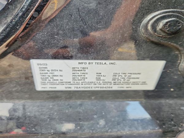 2023 TESLA MODEL Y