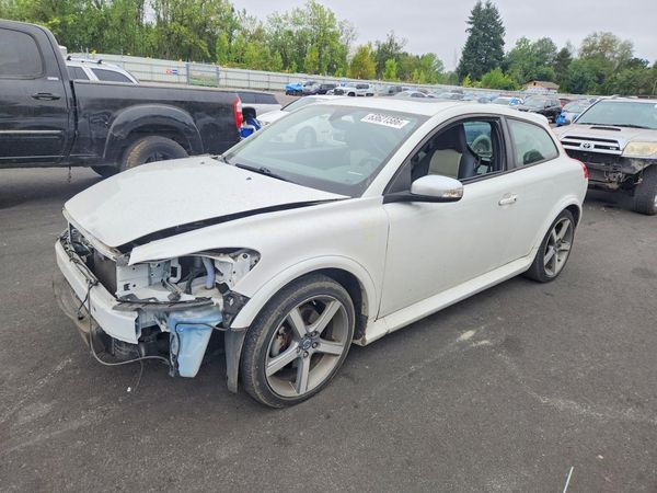 2012 VOLVO C30