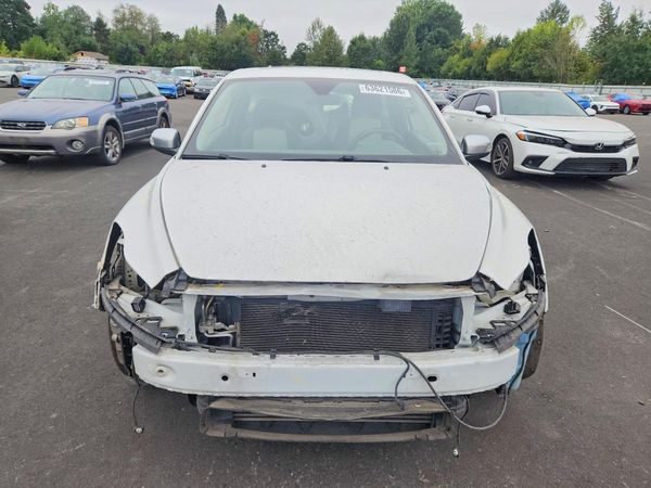 2012 VOLVO C30