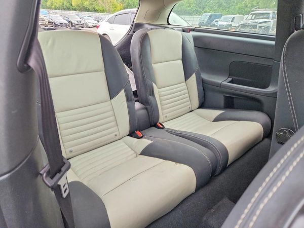 2012 VOLVO C30