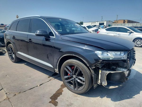 2017 AUDI Q7 quattro Prestige