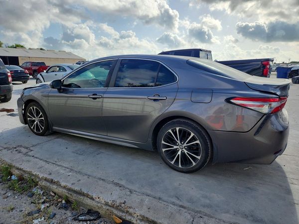 2018 TOYOTA CAMRY L/LE/SE/XLE