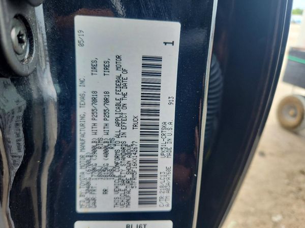 2019 TOYOTA TUNDRA SR5 Grade