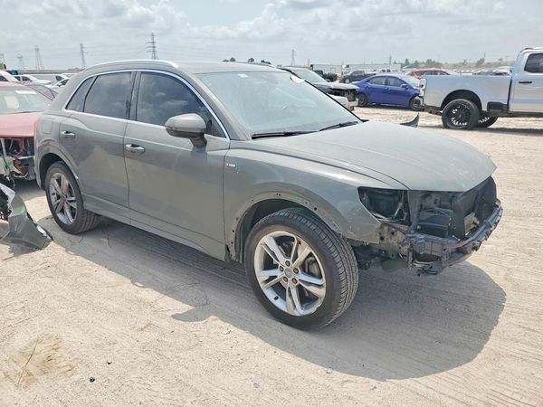 2020 AUDI Q3