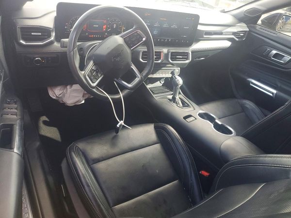 2024 FORD MUSTANG