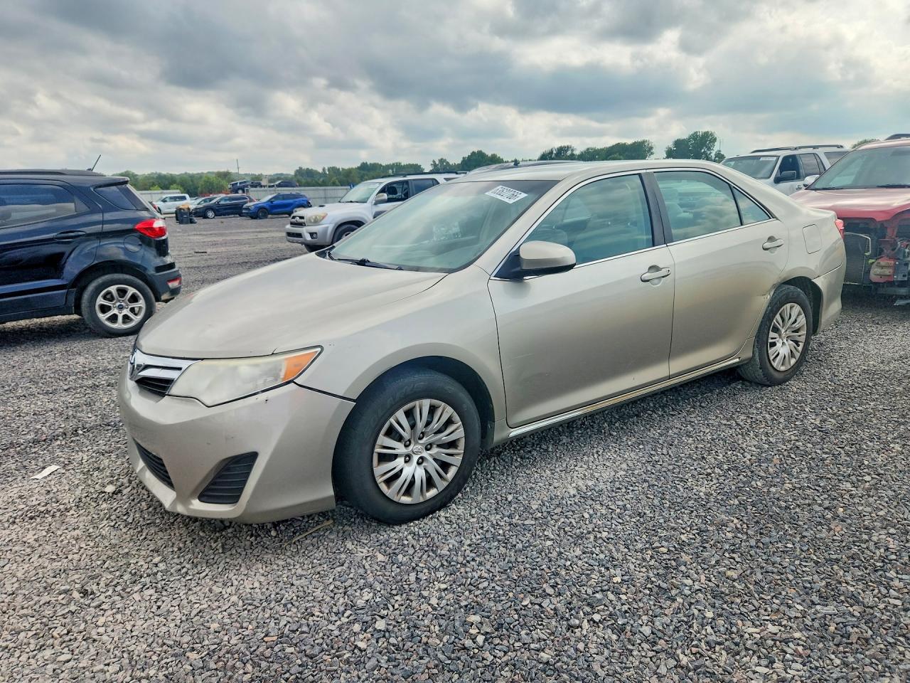 2013 TOYOTA CAMRY