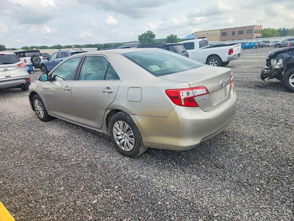2013 TOYOTA CAMRY