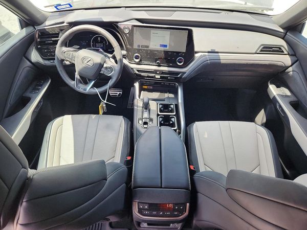 2024 LEXUS TX 500H