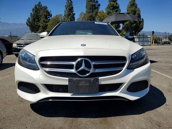 2015 MERCEDES-BENZ C Base