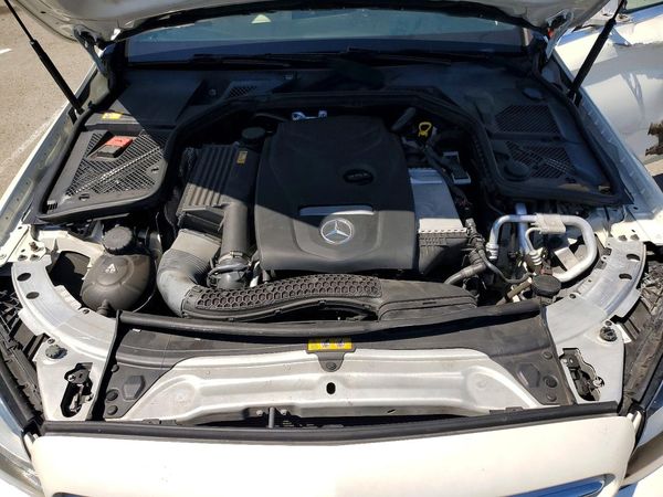 2015 MERCEDES-BENZ C Base