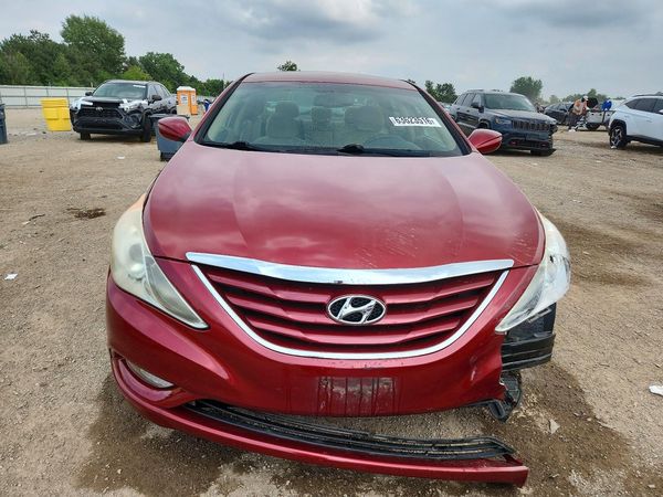2013 HYUNDAI SONATA GLS/ GLS Popular