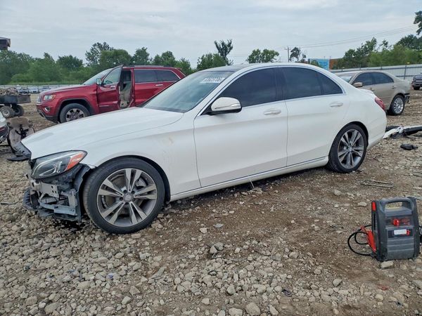2015 MERCEDES-BENZ C