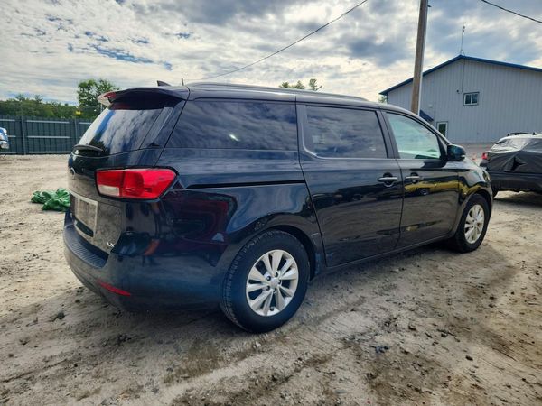2015 KIA SEDONA GL - Middle-low
