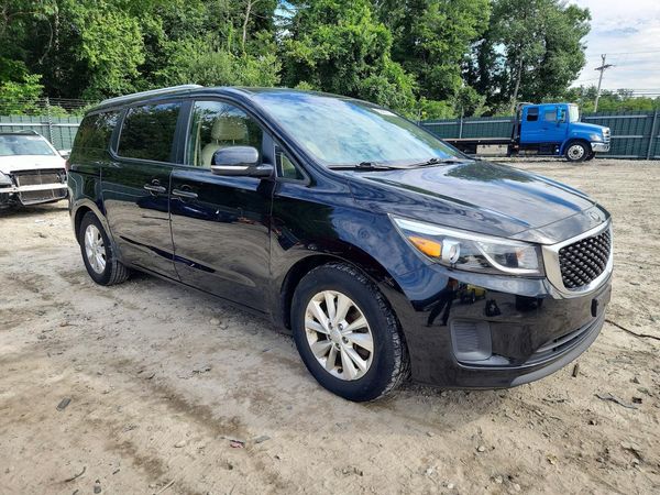 2015 KIA SEDONA GL - Middle-low