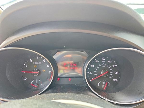 2015 KIA SEDONA GL - Middle-low