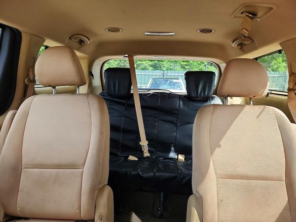2015 KIA SEDONA GL - Middle-low