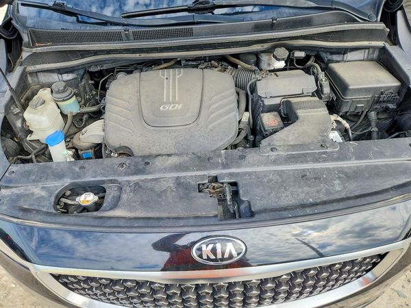 2015 KIA SEDONA GL - Middle-low