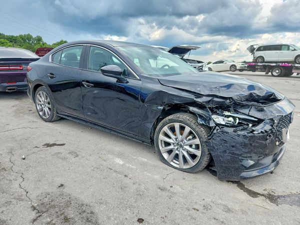 2023 MAZDA 3 Select Package