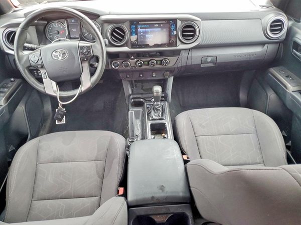 2017 TOYOTA TACOMA