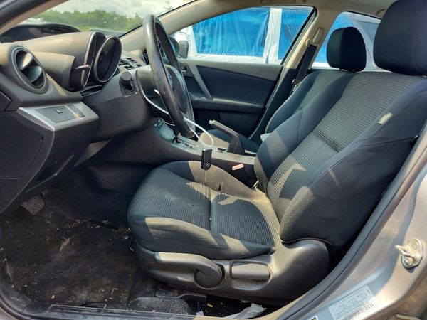 2012 MAZDA 3 Touring/GS