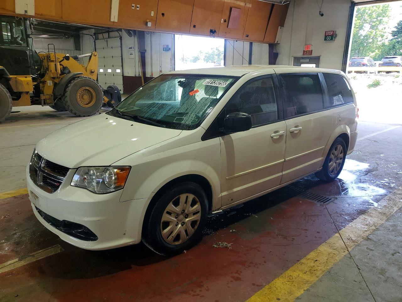 2015 DODGE CARAVAN SE — Front 3/4