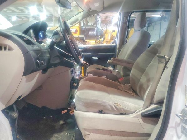 2015 DODGE CARAVAN SE — DENT