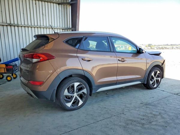 2017 HYUNDAI TUCSON