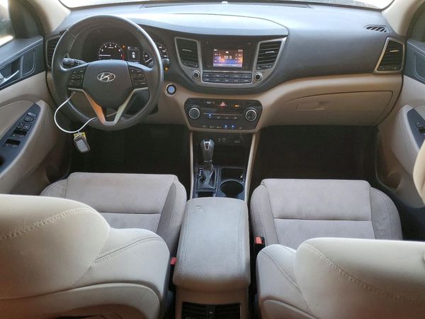 2017 HYUNDAI TUCSON