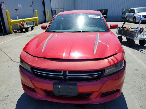 2015 DODGE CHARGER SE RWD