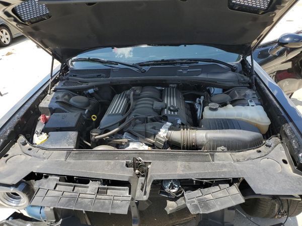2022 DODGE CHALLENGER R/T SCAT PACK — Engine bay
