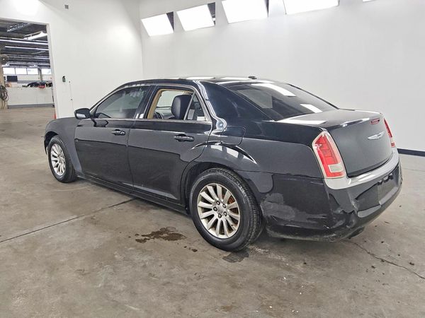 2012 CHRYSLER 300 Base/Limited