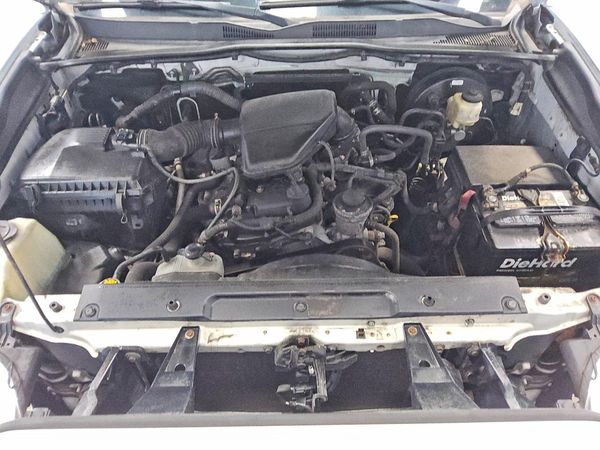 2016 TOYOTA TACOMA SR/SR5