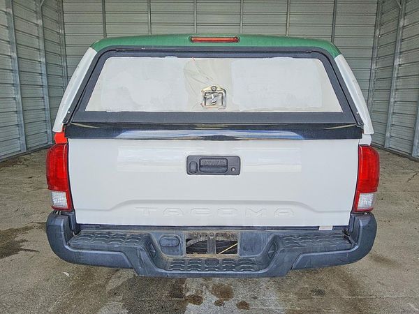 2017 TOYOTA TACOMA SR/SR5