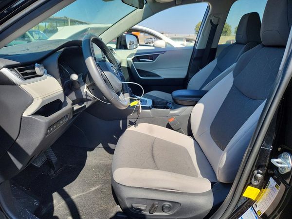 2021 TOYOTA RAV4 XLE HV