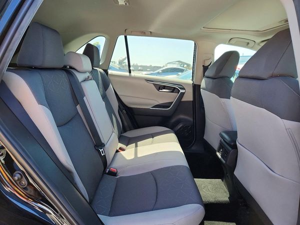 2021 TOYOTA RAV4 XLE HV