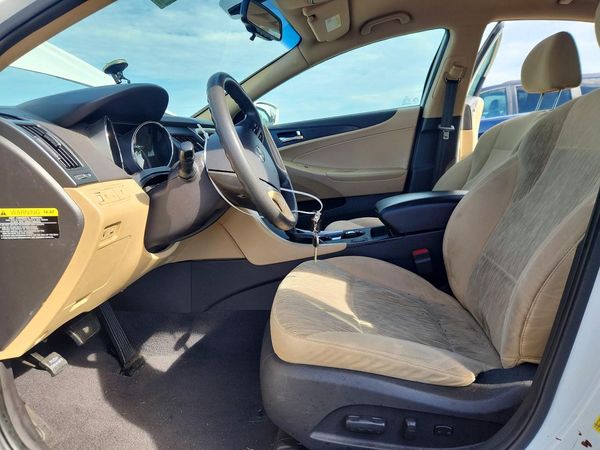 2014 HYUNDAI SONATA GLS/ GLS Popular