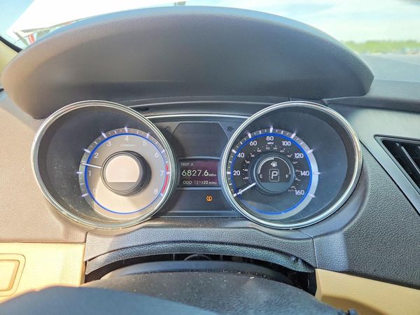 2014 HYUNDAI SONATA GLS/ GLS Popular