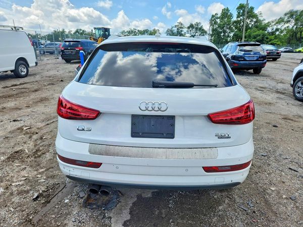 2016 AUDI Q3