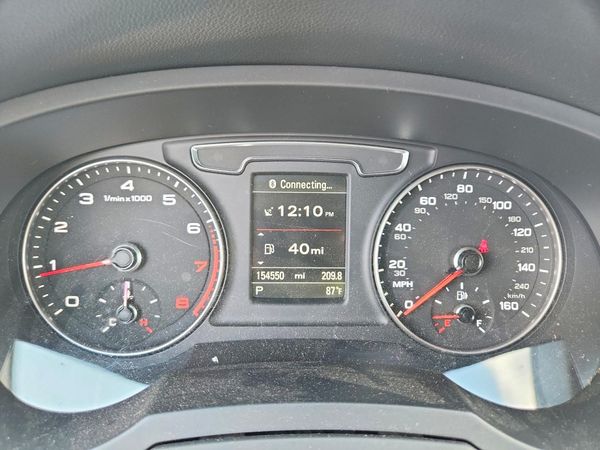 2016 AUDI Q3